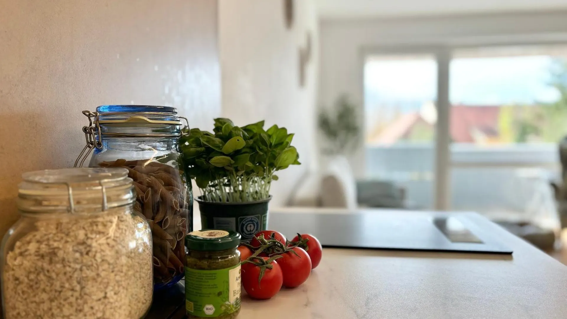 Snug Stays - Design Apartment Mit Sonnenbalkon, Ruhig, Zentral Herrsching am Ammersee 0*,  Germany