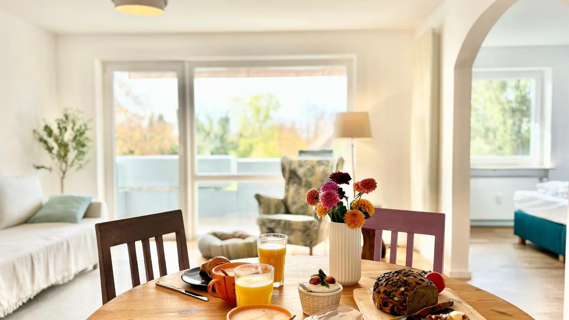 Snug Stays - Design Apartment Mit Sonnenbalkon, Ruhig, Zentral Herrsching am Ammersee