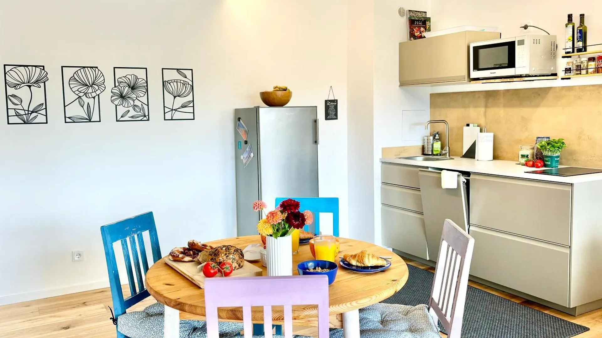 Snug Stays - Design Apartment Mit Sonnenbalkon, Ruhig, Zentral Herrsching am Ammersee